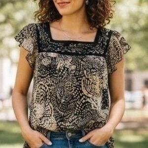 Axcess Liz Claiborne Square Neck Flutter Sleeve Sheer Print Tunic Top Size M